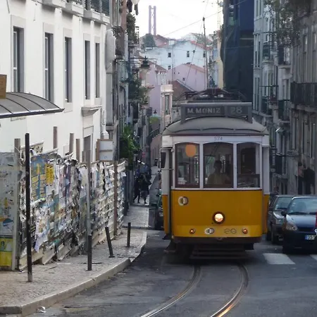 Pn New Ac! Stylish & Central- View To Tram 28! Lisbona Esterno foto